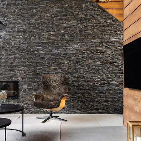 A Modern, Cozy, And Fully Equipped Nyaraló *