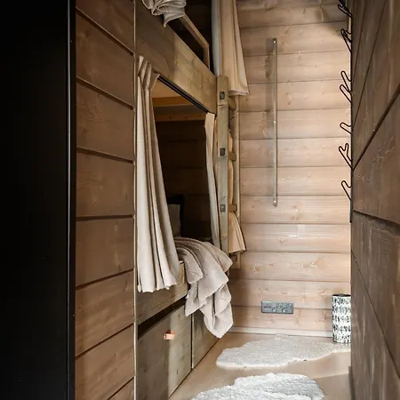A Modern, Cozy, And Fully Equipped